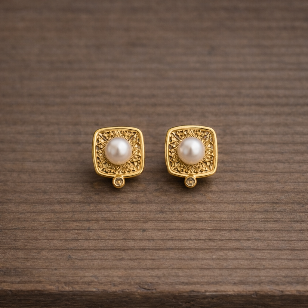 Earring 4